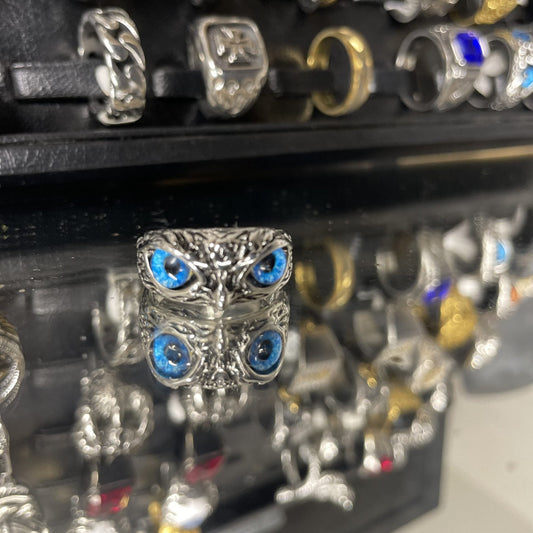 Ojos Azules de Búho